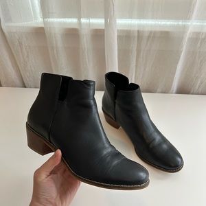 Cole Haan | Abbot Grand Os Bootie Black Leather Boot size 8.5